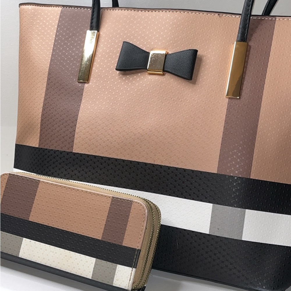 Purse and wallet